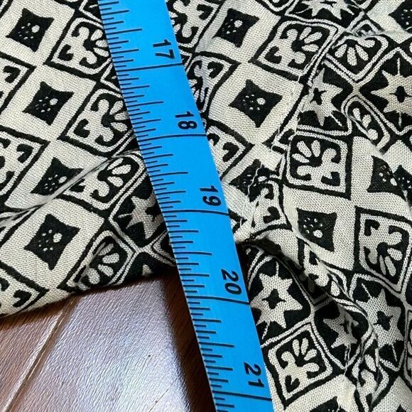 Roxy medium black and white geo print long sleeve dress - Picture 8 of 11